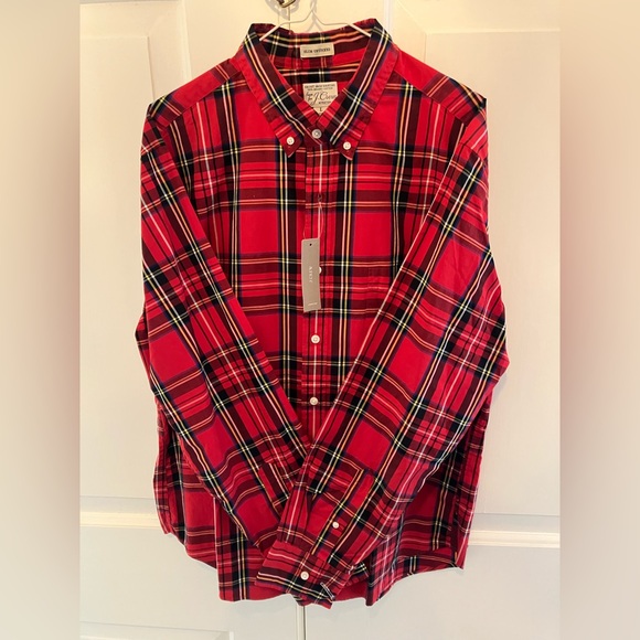 J. Crew Other - J. Crew Men’s Slim Untucked Red Holiday Plaid Shirt. Size Large. NWT.